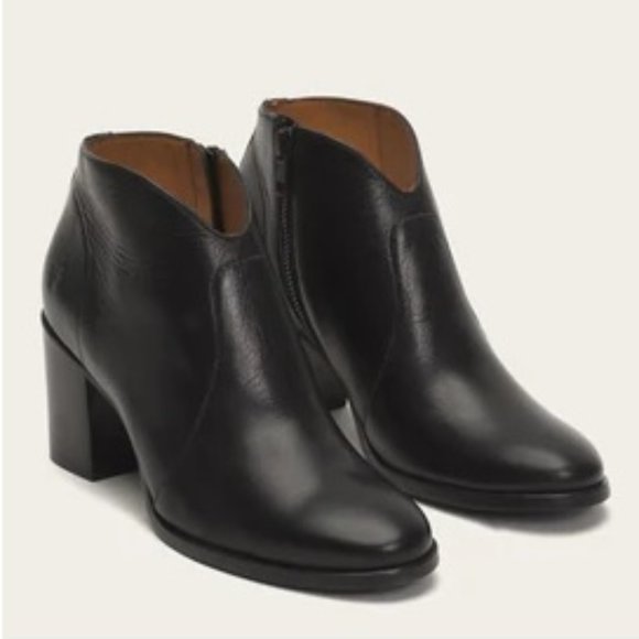 Frye Shoes - Frye Black Nora Zip Booties Sz 8